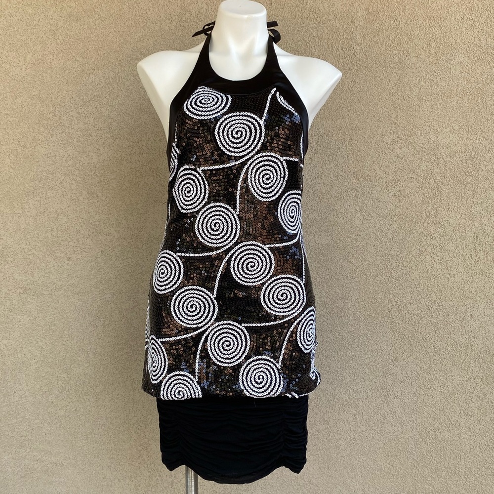 Black/White Circular Sequin Retro Bodycon Dress